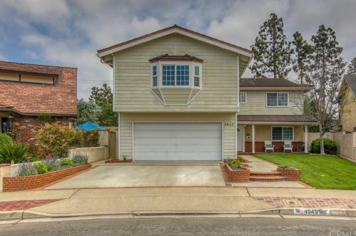4949 Ironwood Ave, Seal Beach, CA 90740-2947