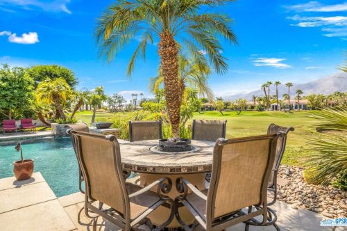 80481 Spanish Bay, La Quinta CA  92253-5698 exterior