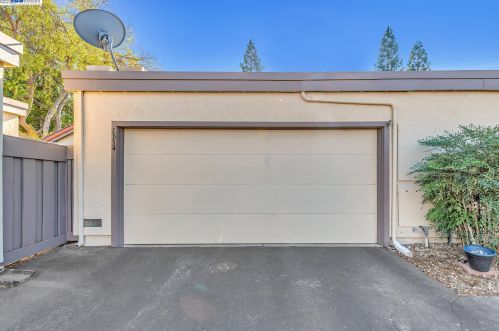 1634 Calle Santa Anna, Pleasanton CA  94566-5927 exterior