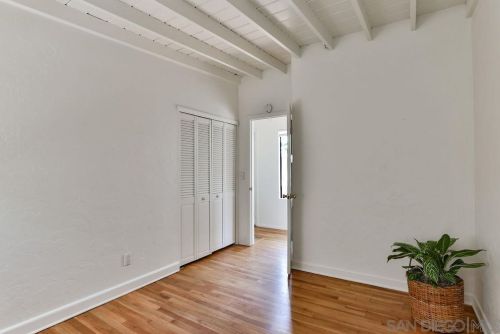 46 F St, Encinitas CA  92024-3601 exterior