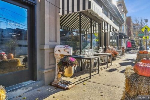 137 Walnut St, Montclair NJ  07042-3883 exterior