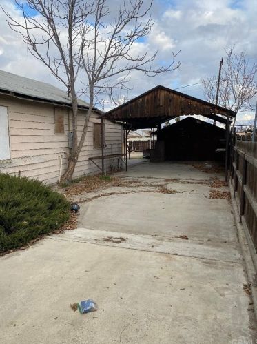 706 Polk St, Taft, CA 93268-1504