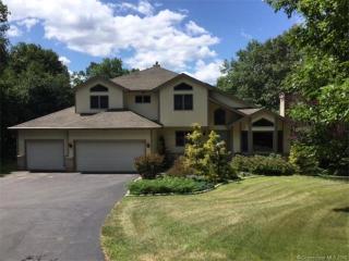 118 Woodward Dr, Waterbury, CT 06716-2857