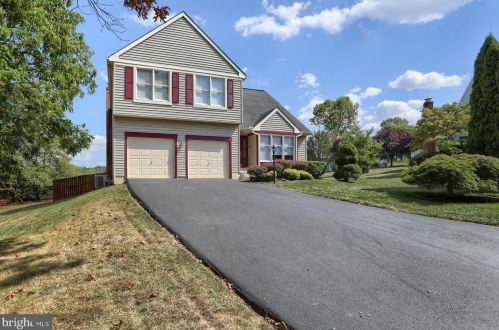 45 Ashton Dr, Etters, PA 17319-9649