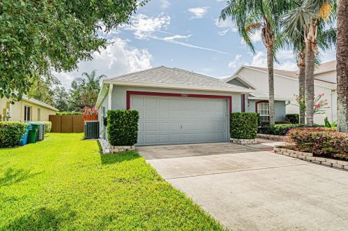 7951 Chartreux Ln, Maitland, FL 32751-8634