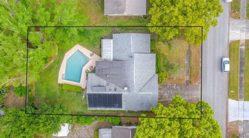 34 Woodlake Dr, Daytona Beach FL  32129-4050 exterior