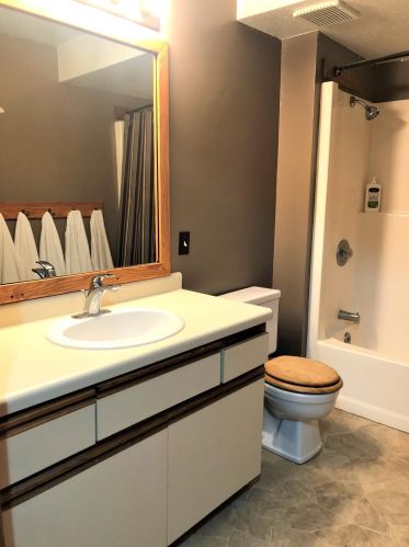 20 1st Ave, Plainview MN  55964-1406 exterior