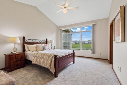 213 Pebble Creek Dr, Pataskala OH  43062-8945 exterior