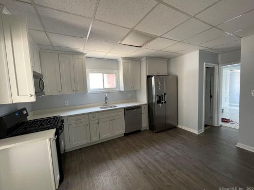 92 Herkimer St, Bridgeport CT  06604-1920 exterior