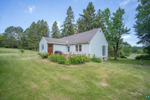 6 Skyline Dr, Esko, MN 55733-9553