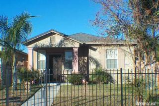 909 Nogales St, Sacramento, CA 95838-4374