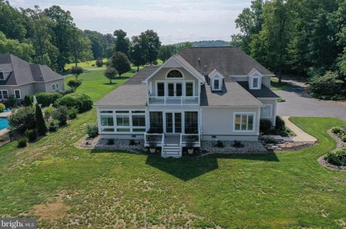 30600 Cypress Ln, Laurel DE  19956-3512 exterior