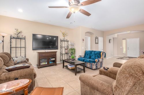 2954 Coconino Dr, Gilbert, AZ 85298-5780