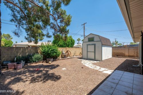 8310 Glenrosa Ave, Scottsdale AZ  85251-2807 exterior