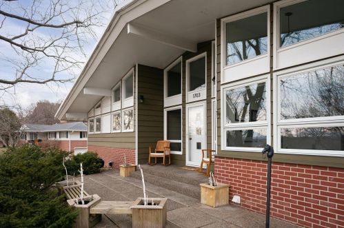 1703 Sunset Dr, La Crosse WI  54601-7028 exterior