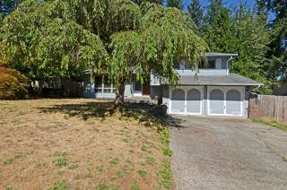 1117 202 St, Bothell WA  98012-7751 exterior