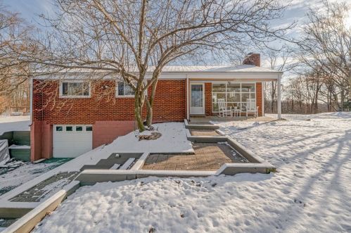 201 Indian Dr, Pittsburgh, PA 15238-1222