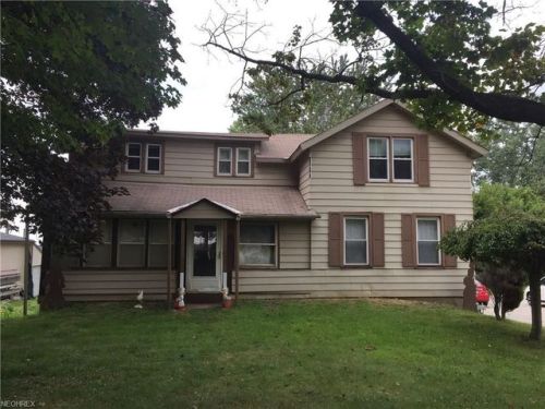 3547 Ridge Rd, Perry, OH 44081-9578