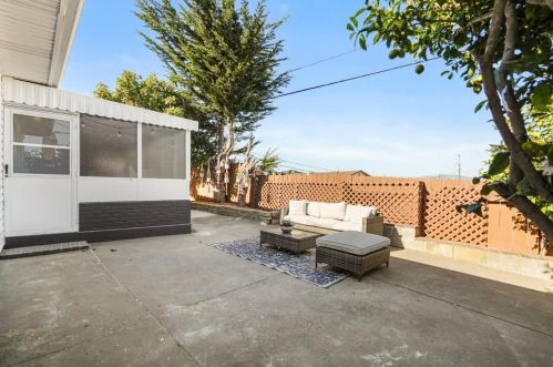 2980 Oakmont Dr, San Bruno CA  94066-1244 exterior