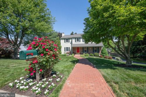 457 Churchill Dr, Berwyn, PA 19312-1103
