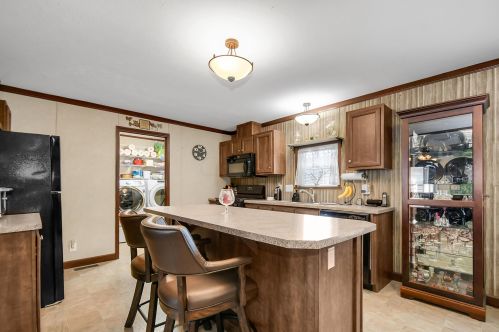 314 Robert Dr, Pataskala OH  43062-7237 exterior