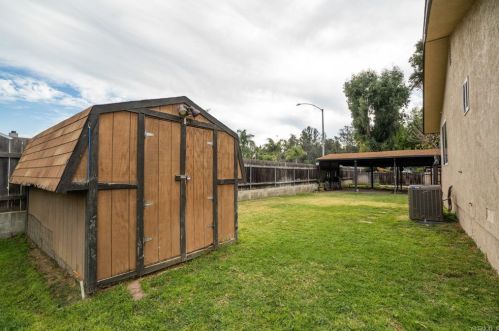 9476 Los Coches Rd, Lakeside CA  92040-4643 exterior