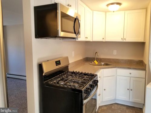504 2nd St, Beverly, NJ 08010-1119