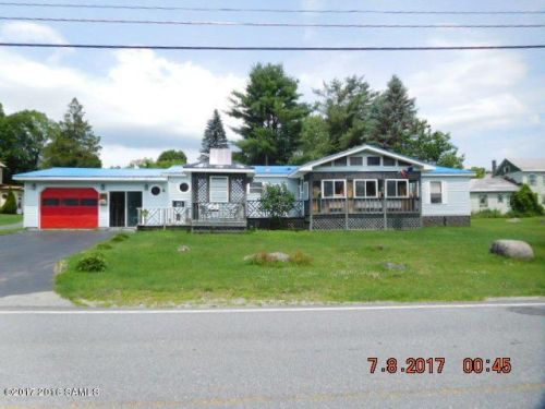 148 Joyce Rd, Grover Hills, NY 12956-1420