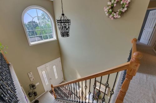 32 Arrowhead Dr, Wantage NJ  07461-1211 exterior