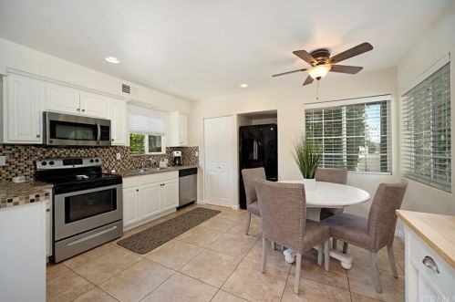 52777 Eisenhower Dr, La Quinta CA  92253-3358 exterior