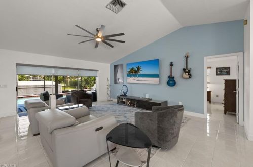 2223 10th Ln, Cape Coral, FL 33990-1908