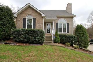 3430 Laurelwood Trl, Clarksville, TN 37043-3826