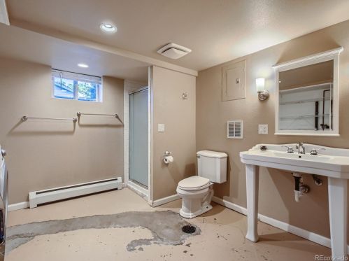 3291 Pearl St, Englewood CO 80113-2713 exterior