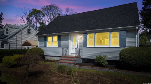 23 17th St, Huntington Station NY  11746-2912 exterior