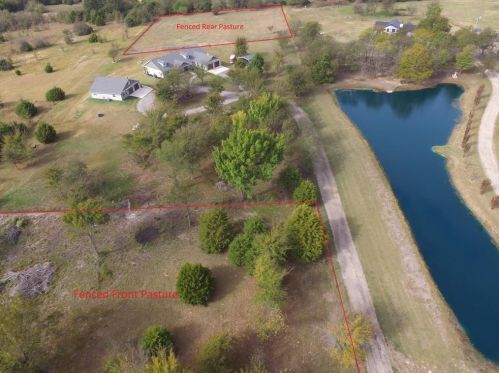 7662 Caddo Creek Rd, Quinlan, TX 75474