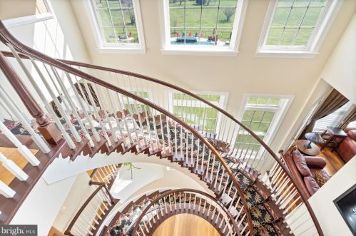 15840 Parnell Ct, Haymarket VA  20169-1667 exterior