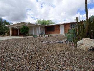 2733 Mountain View Ave, Tucson, AZ 85712-2027