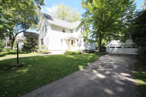 311 Fargo St, Lake Mills WI  53551-1320 exterior