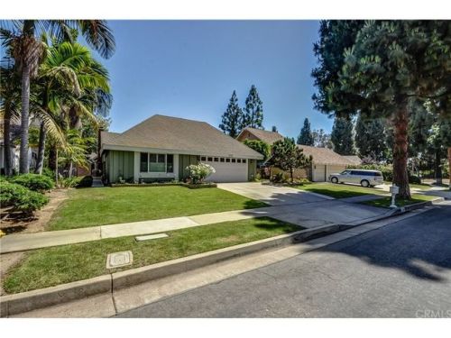 1516 Old River Rd, Fullerton, CA 92831-2127
