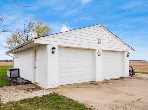 3794 Middle Pike, West Jefferson OH  43162-9710 exterior
