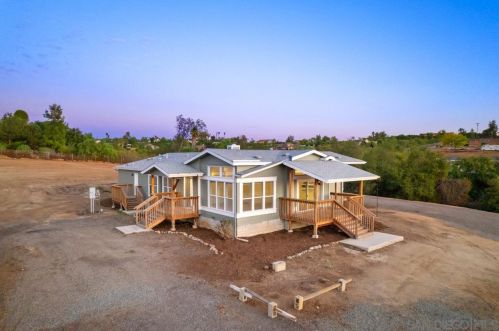 29243 Grandfathers Ln, Valley Center, CA 92082-6118