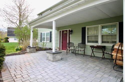 111 Princess Anne Dr, East Freehold NJ  07728-3066 exterior