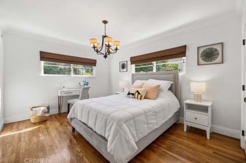 14950 Leadwell St, Van Nuys CA 91406-3030 exterior