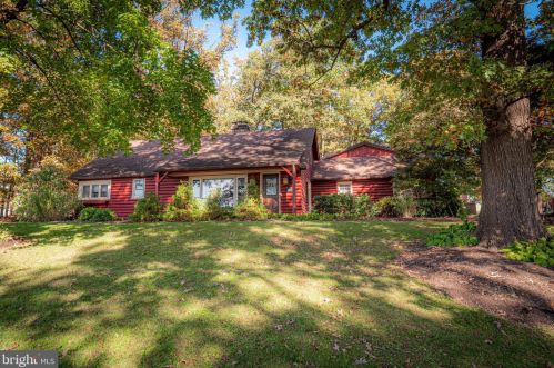633 Meetinghouse Rd, Harleysville, PA 19438-2248