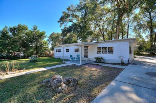 7840 Southlake Dr, Floral City, FL 34436-3749