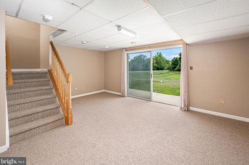 492 Devon Ct, Downingtown PA  19335-4221 exterior