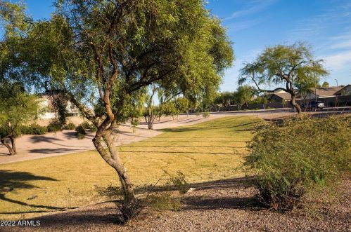 628 Stottler Dr, Gilbert AZ 85296-8387 exterior