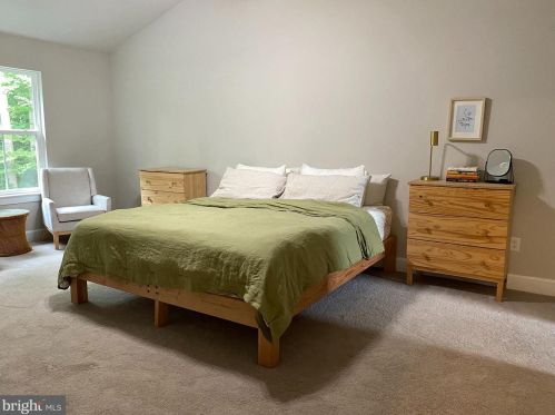 345 Phillips St, Fredericksburg VA  22405-2715 exterior