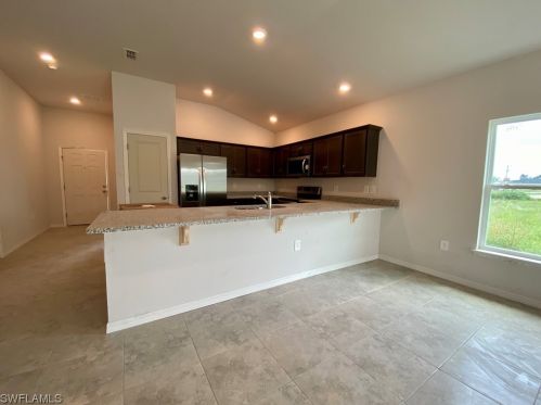 139 Pembroke St, Lehigh Acres FL 33974-0440 exterior