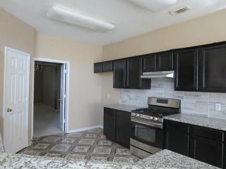 5718 Ames Xing, Sugar Land TX  77479-8911 exterior